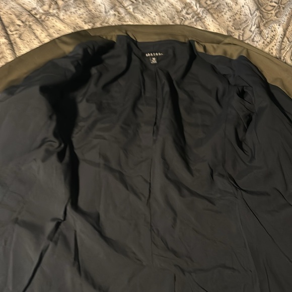 Matching Pants & Blazer Set - Picture 4 of 8